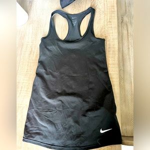 Nike Dri-Fit maternity active top